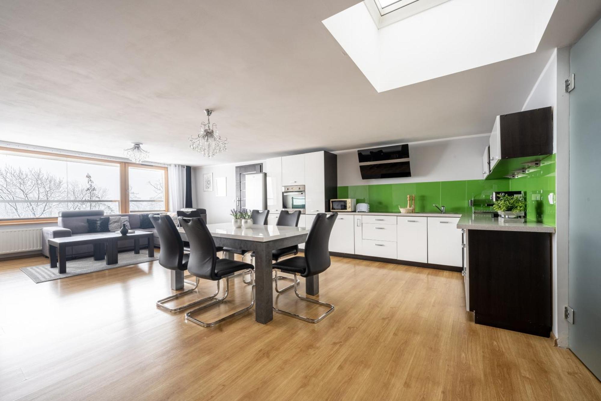Prestige Z Widokiem Na Gory W Centrum Cytryn *